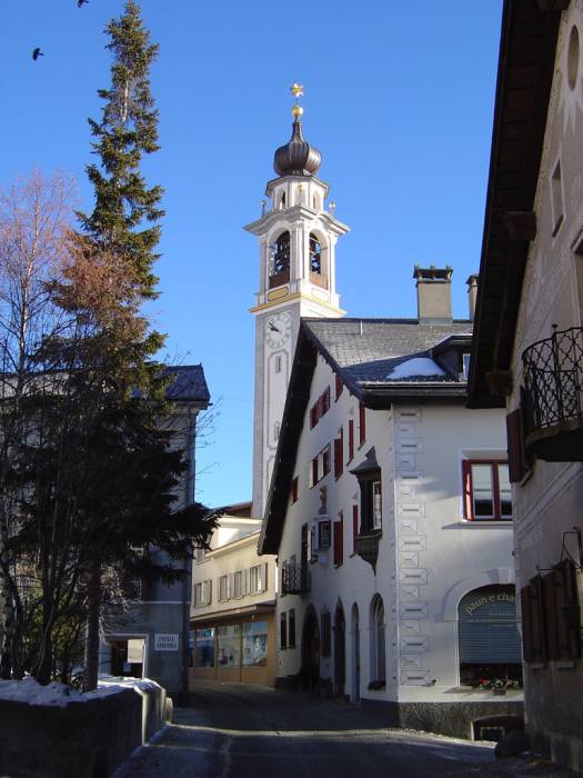 Sonntagmorgen in Samedan