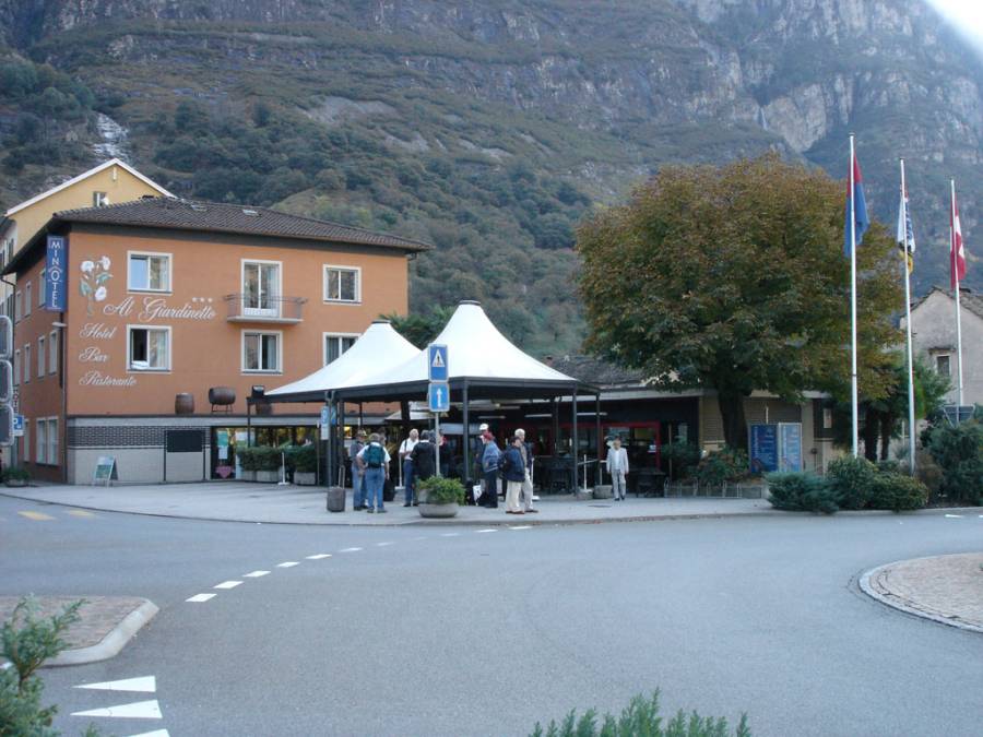 Ankunft im Hotel bei Biasca.