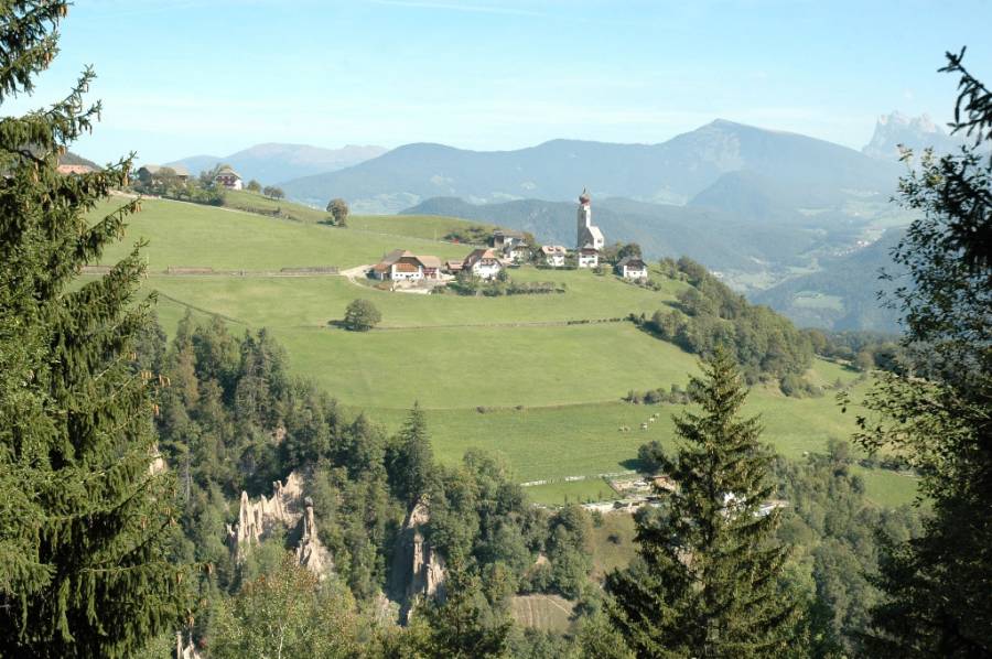  soweit das Auge reicht (bis zu den Dolomiten)!