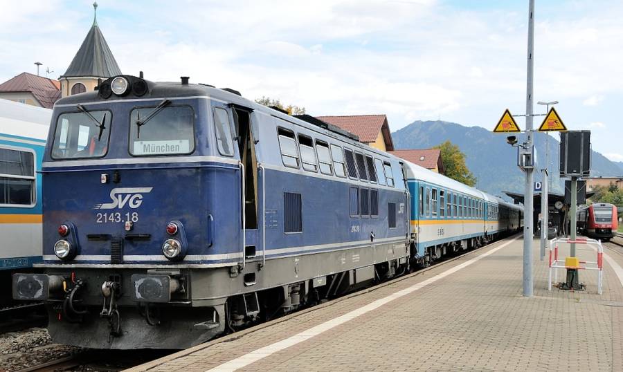 .. die von einer ex ÖBB 2143 von Oberstdorf hierher geführt wurden.